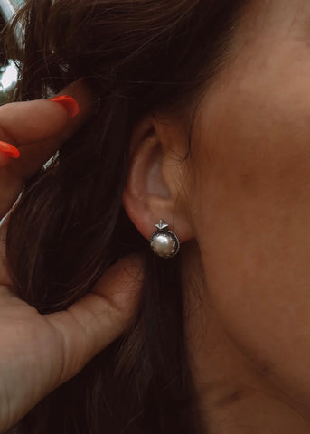 Star Baby Midi Studs - White Pearl