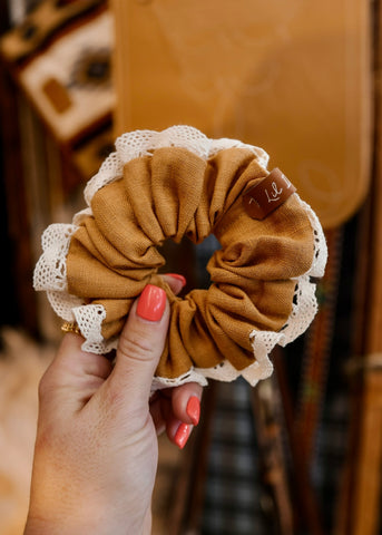 LD Lace Scrunchie
