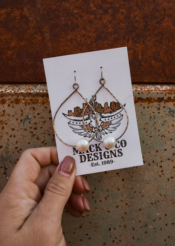 Cassidy Pearl Dangles