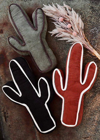 cactus_cushion_western_home_decor_desert_ranch_lifestyle_cowboys_mack_and_co_designs_australia