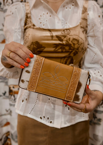 The Boot Stitch Wallet in Tan