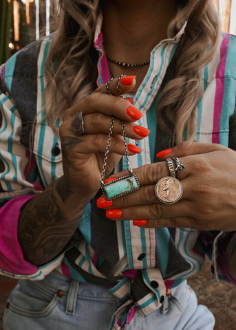 The Classic Bar Necklace - Kingman Turquoise