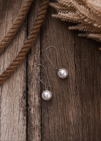 easton_pearl_drops_silver__freshwater_earrings_dangles_country_classic_mack_and_co_designs_australia