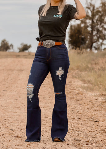 lainey_bell_bottom_jeans_in_dark_wash_stretch_plus_size_mack_and_co_designs_australia