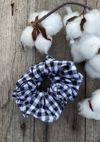 gingham_handcrafted_handmade_scrunchie_mack_and_co_designs_australia