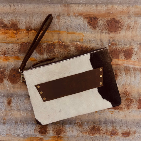 sage_clutch_crossbody_bag_chocolate_leather_mack_and_co_designs