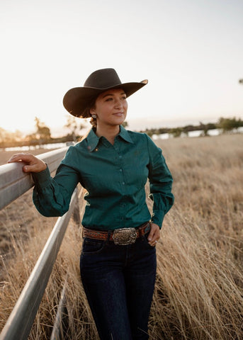 dusty_creek_elsey_womens_linen_arena_shirt_emerald_savannah_campdrafting_barrel_racing_rodeo_western_mack_and_co_designs_australia